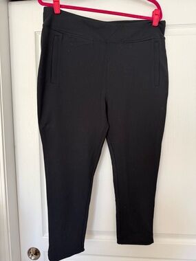 Chicos Women's Black Crop Workout Pants